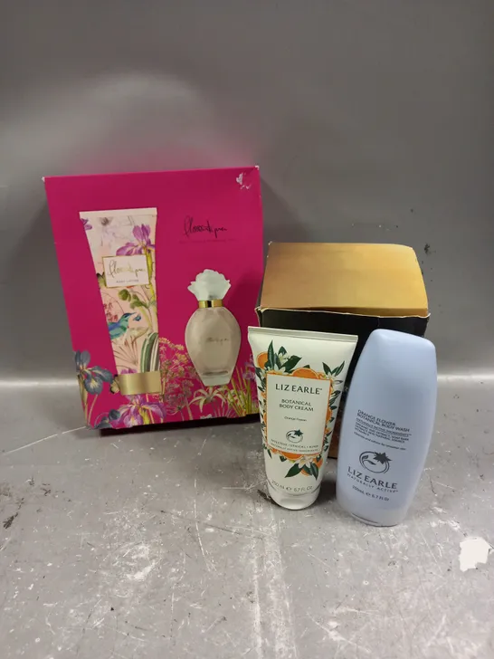 LOT OF 2 ASSORTED COSMETIC BOXSETS TO INCLUDE - M&S FLORENTYNA BODY & FRAGRANCE DUO AND LIZ EARLE BODY DUO