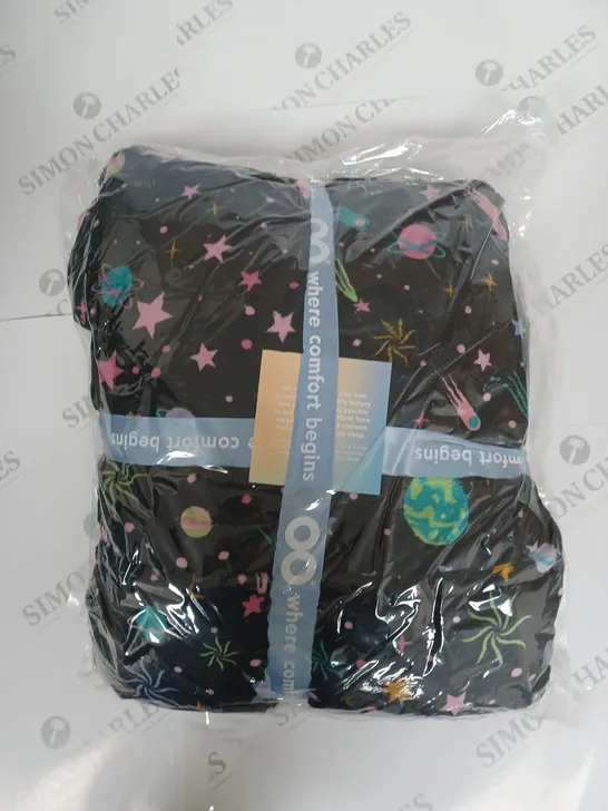 THE OODIE HOODED FLEECE LINED GALAXY BLANKET IN BLACK