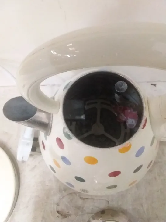 BOXED RUSSEL HOBBS SPOTTY KETTLE 