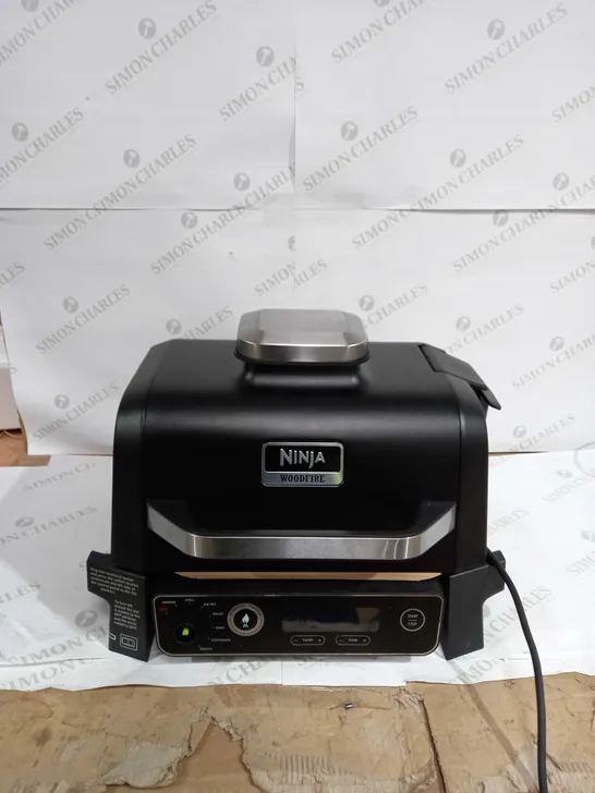 NINJA WOODFIRE ELECTRIC BBQ GRILL & SMOKER WITH AIR FRY FUNCTION OG701UKQ