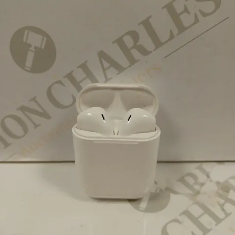 UNBRANDED WHITE WIRELESS EAR BUDS