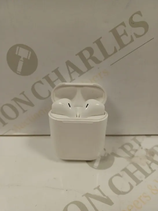 UNBRANDED WHITE WIRELESS EAR BUDS