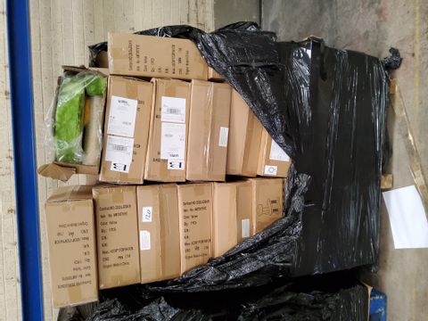 PALLET OF ASSORTED ITEMS INCLUDING CAT SCRATCHING TREES, ARTIFICAL FLOWER WREATHS, PRIVACY MIRROR WINDOW FILM, YOGA MATS,  