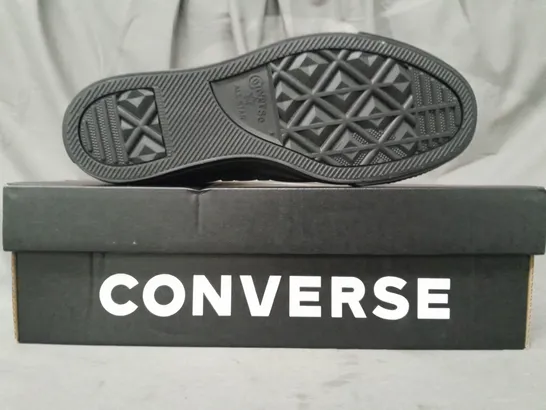 BOXED PAIR OF CONVERSE SHOES IN BLACK UK SIZE 6