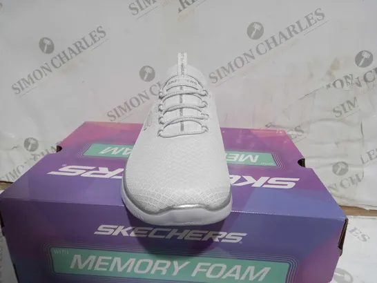 BOXED SKETCHERS WHITE OPEN TOP TRAINER - SIZE 7