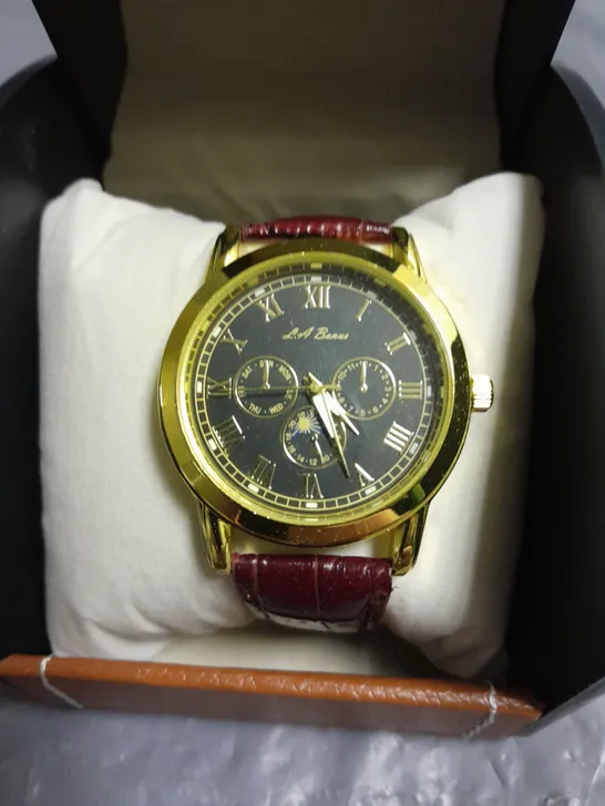 MENS LA BANUS WATCH WITH GOLD COLOUR CASE AND LEATHER STRAP