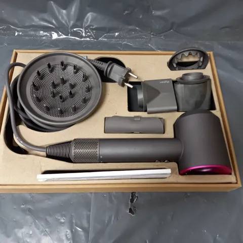 DYSON SUPERSONIC HAIRDRYER WITH ACCESSORIES