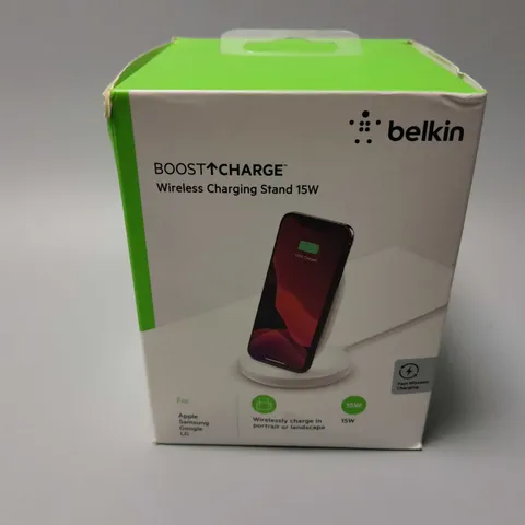 BOXED BELKIN BOOST CHARGE WIRELESS CHARGING STAND 15W