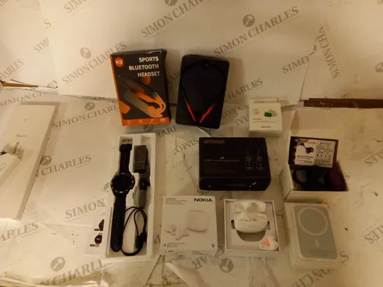 BOXED ASSORTMENT OF 5 ELECTRONICS PRODUCTS TO INCLUDE NOKIA EARBUDS, POWER BAMK, SMART WATCH, ETC