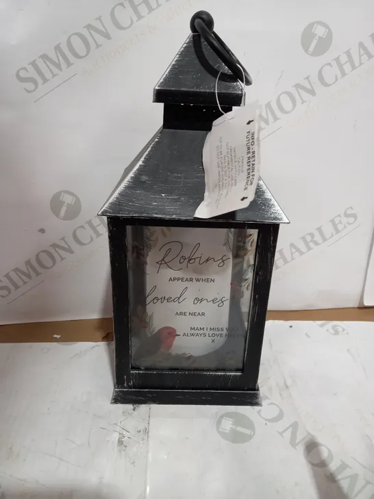 ROBIN MEMORIAL BLACK LANTERN RRP £15.99