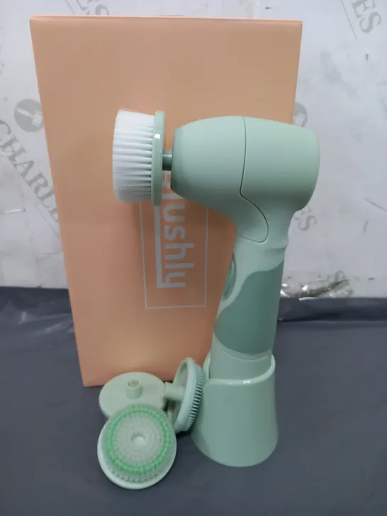 BOXED BLUSHLY CLEANSING & EXFOLIATING FACE BRUSH MINT GREEN