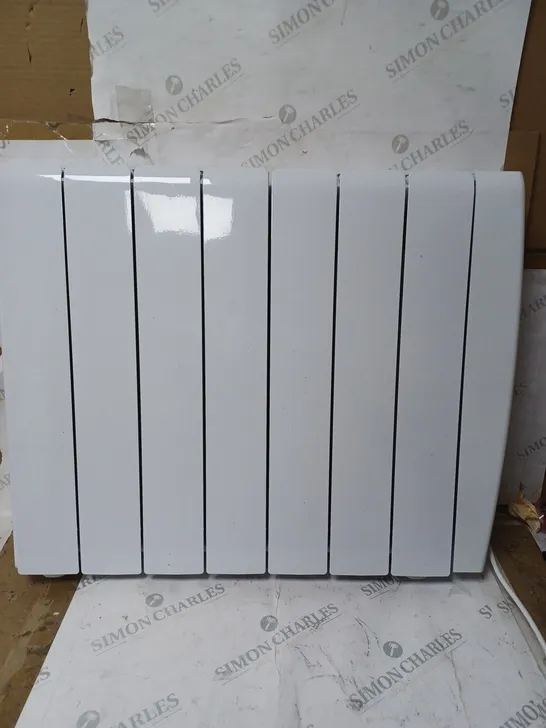 BOXED WARM HOME CERAMIC RADIATOR 2000 WATT WITH CASTORS AND INSTRUCTIONS