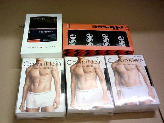 LOT OF 5 ASSORTED PACKS OF TRUNKS IN VARIOUS SIZES INCLUDES CALVIN KLEIN, TOMMY HILFIGER AND ELLESSE