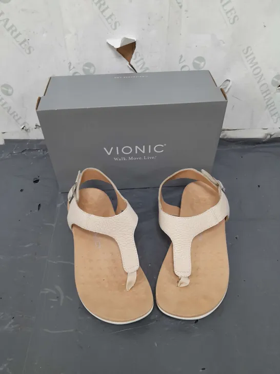 BOXED PAIR OF VIONIC WHITE SANDALS IN SIZE 6