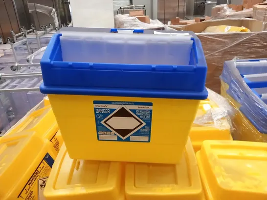 PALLET OF APPROXIMATELY 20 SHARPSAFE PHARMA 30L WD-011 BRL SHARPS BINS 30L YELLOW WITH BLUE LIDS