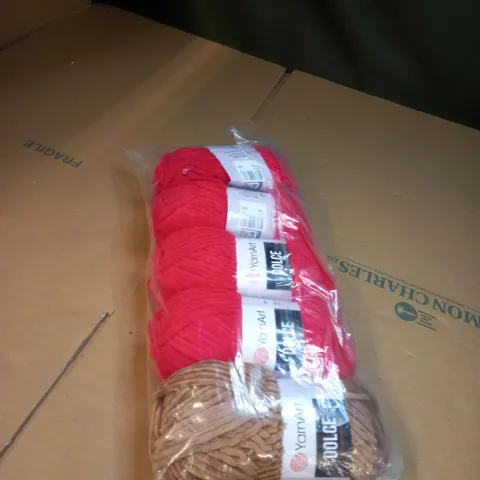 LOT OF 5 ROLLS OF WOOL