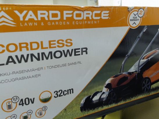 YARD FORCE 32CM ROTARY CORDLESS LAWNMOWER AND GRASS TRIMMER TWIN PACK WITH LITHIUM-ION 40V BATTERY