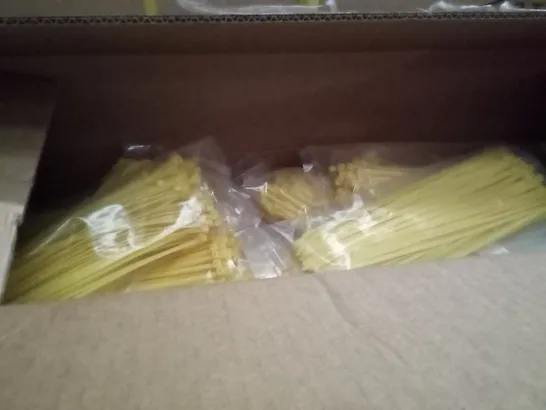 PALLET OF ASSORTED ZIP TIES COMING IN DIFFERENT COLOURS 