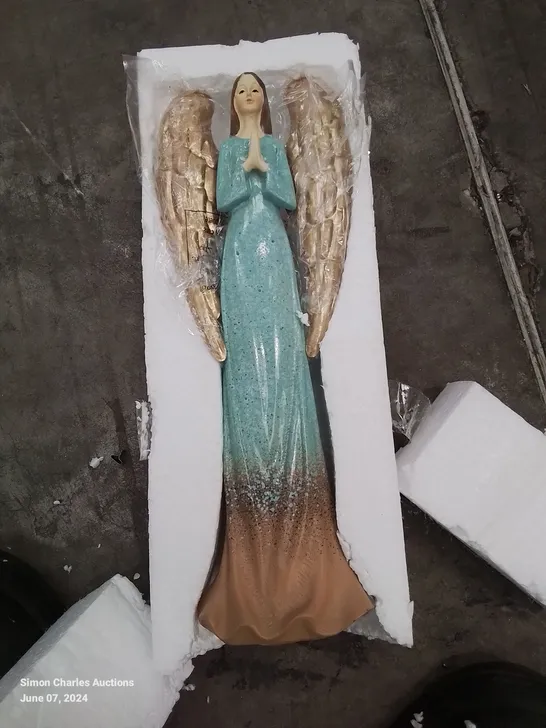 BOXED DECORATIVE ANGEL - BLUE