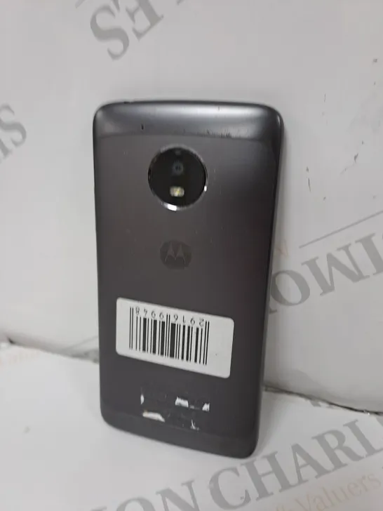 MOTOROLA E4 PHONE