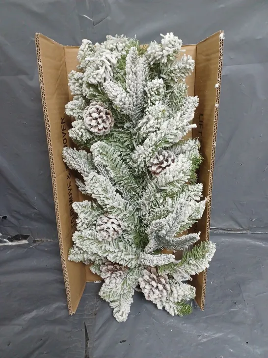 BOXED 6FT PRE LIT EMPEROR FLOCKED GARLAND RRP £44.99