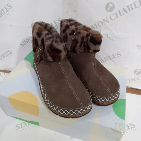 EARTH ORIGINS EMMALYN BOOTS SIZE 6