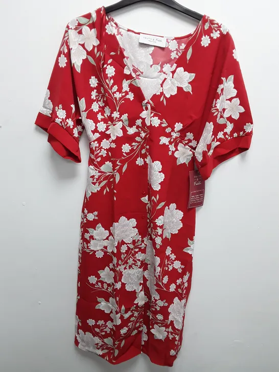 TRUTH & FABLE ORIENTAL KIMONO DRESS IN RED - XS