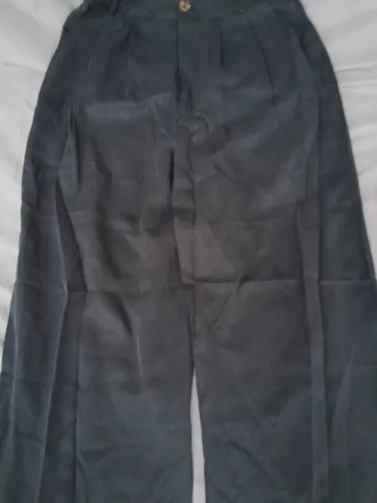 REFORMATION MASON PANTS IN BLACK SIZE 2