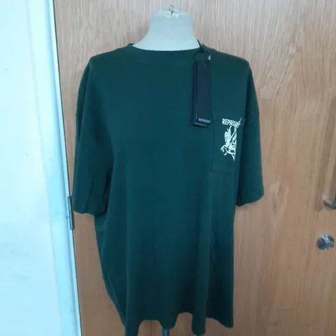 REPRESENT MASCOT T-SHIRT SIZE LARGE IN GREEN