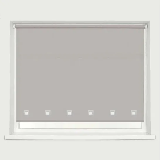 BOXED SQUARE EYELET DAYLIGHT OUTDOOR SEMI-SHEER ROLLER BLINDS