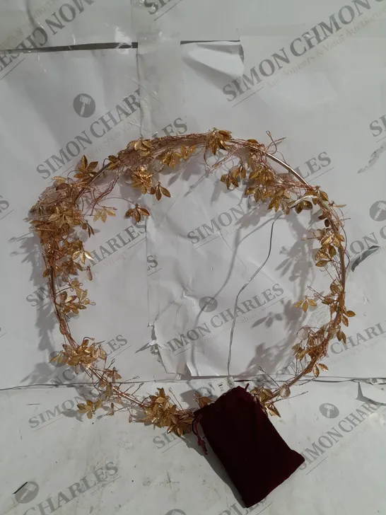 BOXED ALISON CORK PRE LIT JEWELLED WREATH