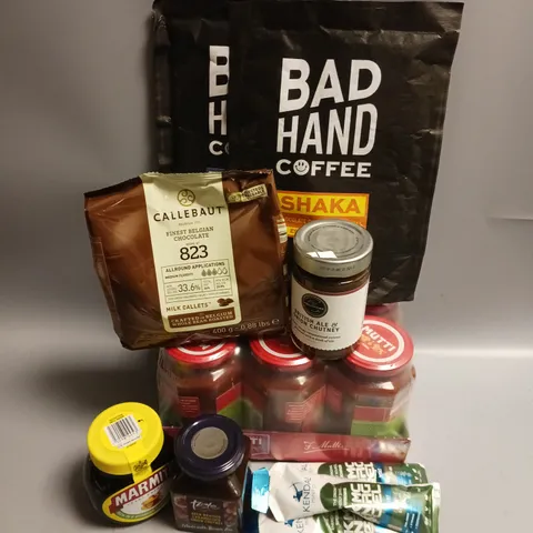 BOX OF APPROX 12 ASSORTED FOOD ITEMS TO INCLUDE - KENDAL MINT CO CAFFEINE ENERGY GEL - BAD HAND COFFEE BEANS - MUTTI TOMATO & BASIL SAUCE ETC