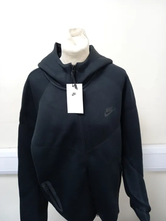 NIKE ZIPPED JACKET SIZE L