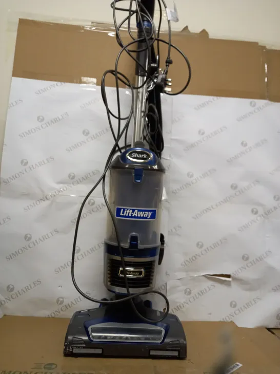 SHARK UPRIGHT VACUUM CLEANER