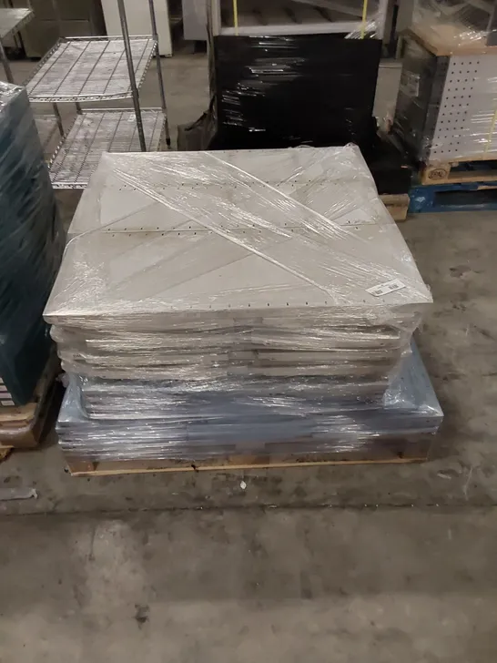 PALLET CONTAINING A LARGE QUANTITY OF METAL SHELVES 