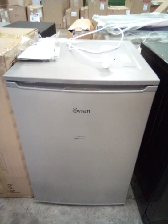 GRADE 1 SWAN 54cm FREESTANDING FRIDGE SILVER SR158508