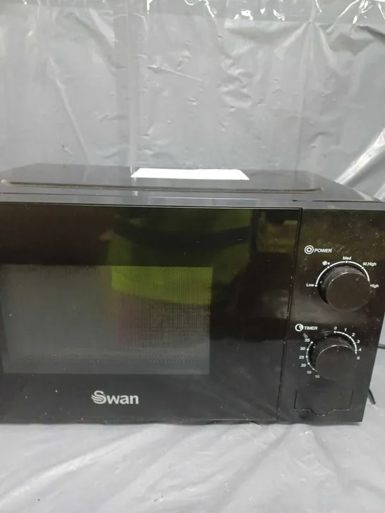 SWAN 20L 700W MANUAL MICROWAVE - BLACK RRP £54