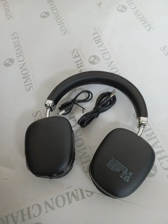 TYPO WIRELESS HEADPHONES 