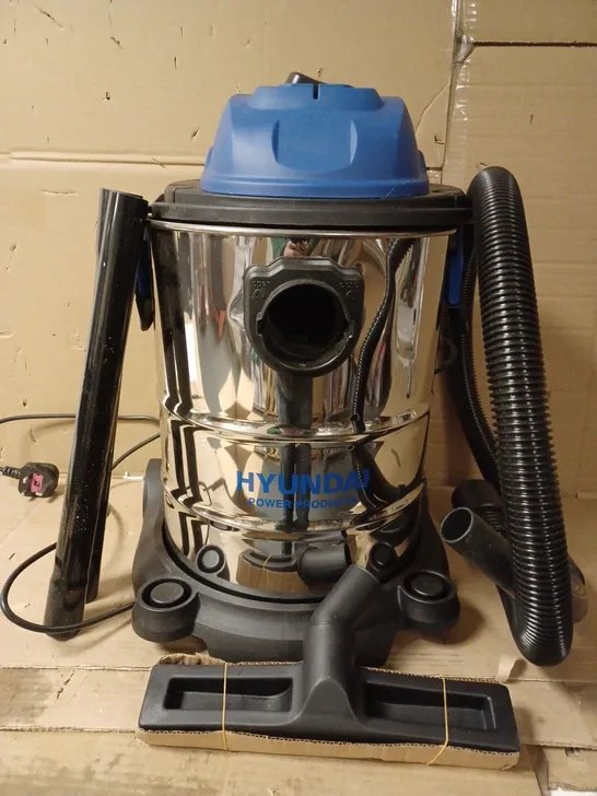 HYUNDAI DRY AND WET VACUUM CLEANER