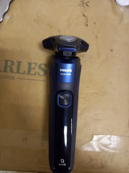 PHILIPS SHAVER 5000 SERIES