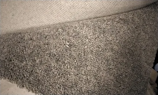 ROLL OF QUALITY CARPET RUNNER GREY APPROXIMATELY 1.46M X SIZE UNSPECIFIED