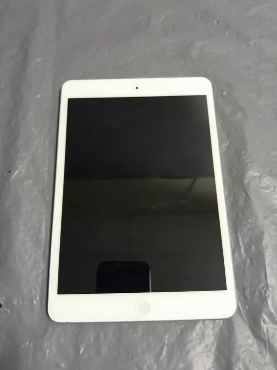 UNBOXED APPLE IPAD MINI WHITE - A1432