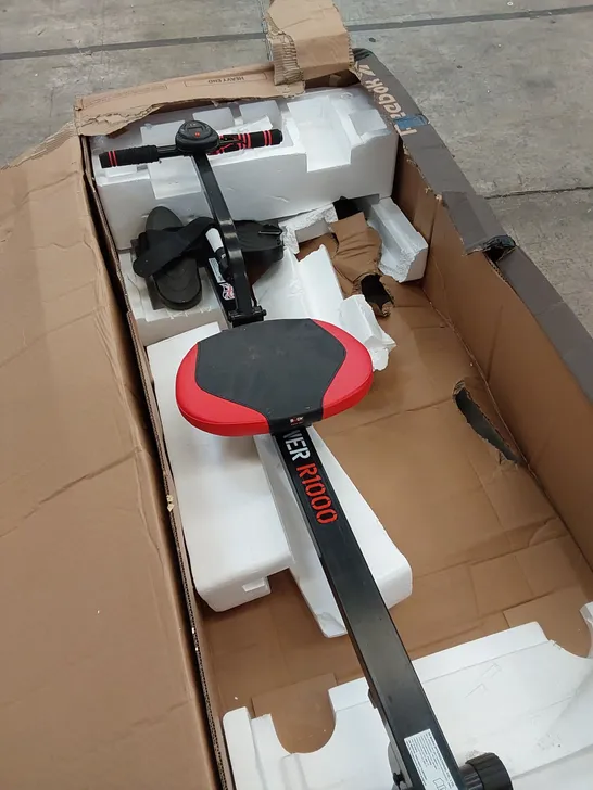 BOXED ROWER R1000 ROWING MACHINE 