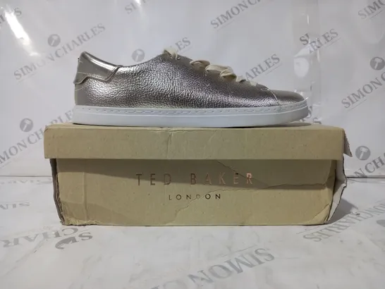 BOXED PAIR OF TED BAKER ELLIZAH SHOES IN METALLIC GOLD UK SIZE 5