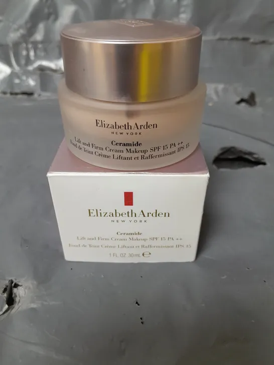 ELIUZABETH ARDEN CERAMIDE LIFT AND FIRM MAKEUP SPF 15 30ML