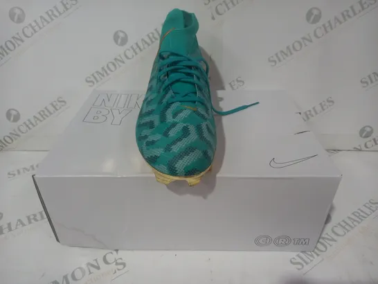 BOXED PAIR OF NIKE BY MYLAH FOOTBALL BOOTS IN TEAL/METALLIC GOLD UK SIZE 6