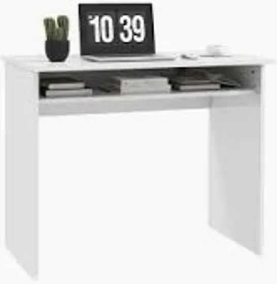 BOXED 17 STORIES NEILYN 90cm W RECTANGULAR DESK (1 BOX)