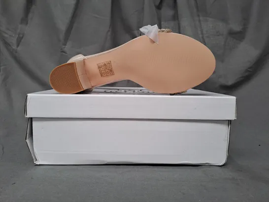 BOXED PAIR OF WEIDE OPEN TOE BLOCK HEEL SANDALS EU SIZE 36