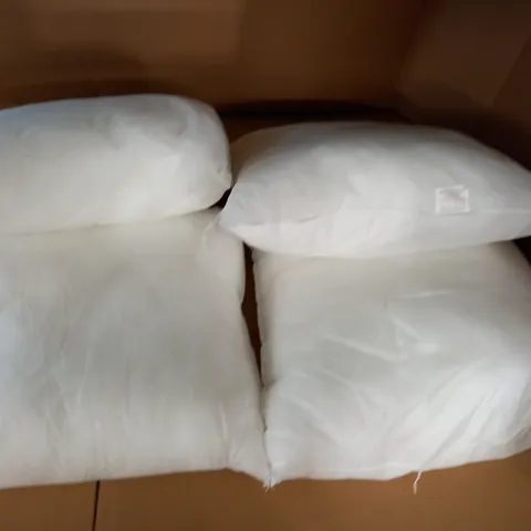 LOT OF 4 40X40CM FILLED CUSHIONS