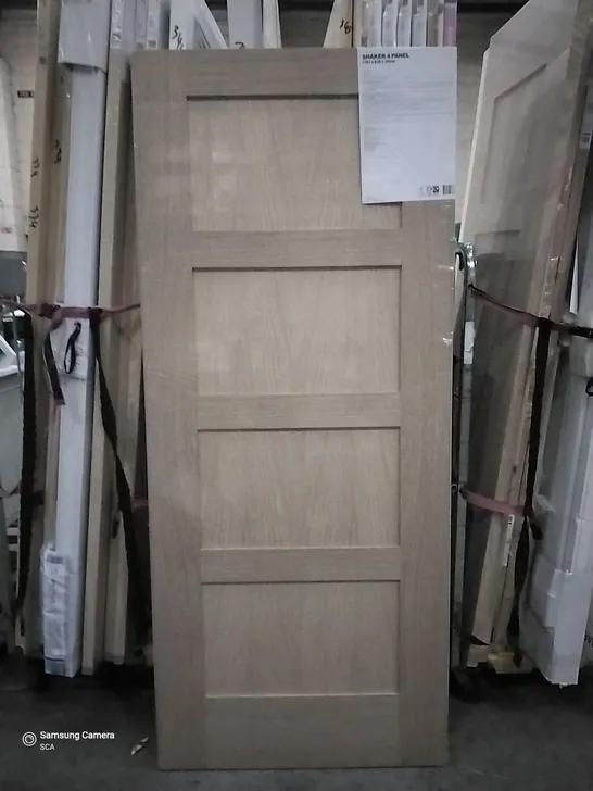 1981MM X 836MM 4 PANNEL SHAKER OAK VENEER INTERNAL DOOR